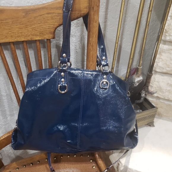 Handbag - Picture 8 of 8